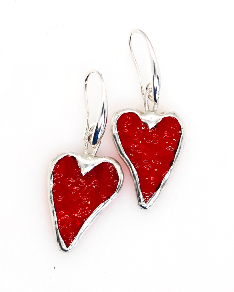 Серьги Сердечки из стекла и олова